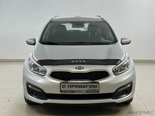 Фото Kia Ceed II Рестайлинг с пробегом Фото Kia Ceed II Рестайлинг с пробегом