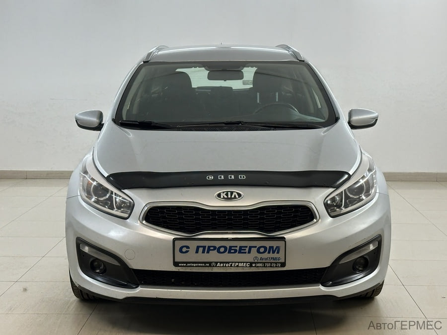 Фото Kia Ceed II Рестайлинг с пробегом | №2 Фото Kia Ceed II Рестайлинг с пробегом | №2