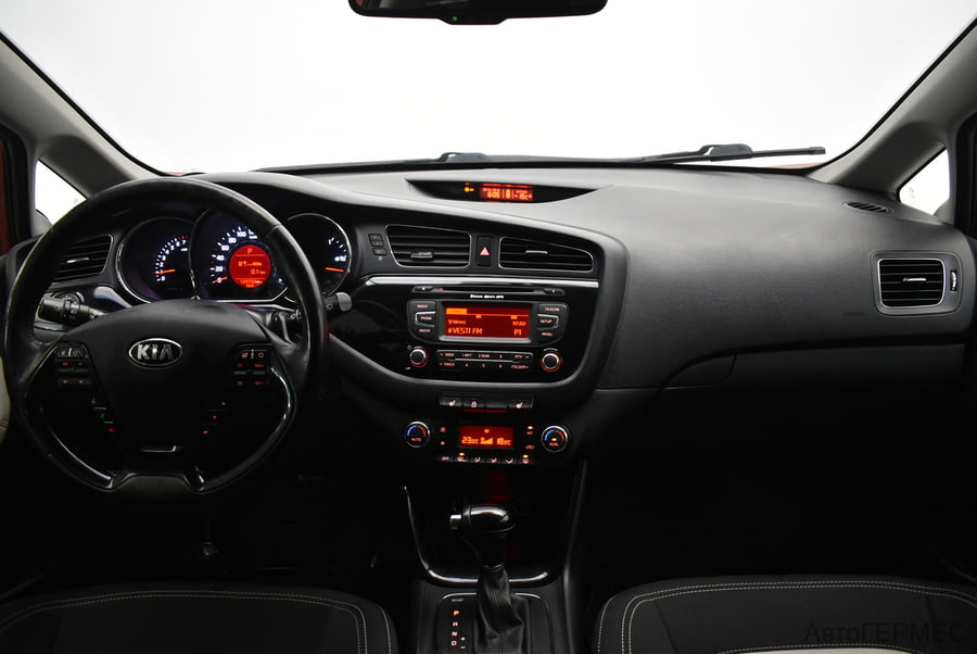 Фото Kia Ceed II с пробегом | №5