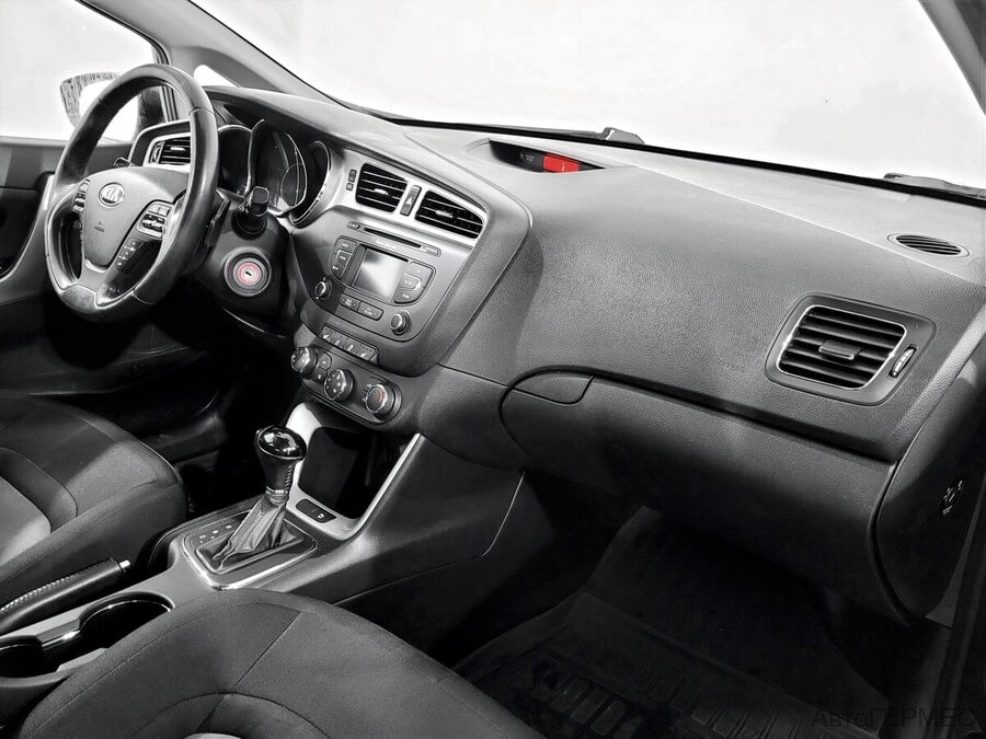 Фото Kia Ceed II с пробегом | №11 Фото Kia Ceed II с пробегом | №11