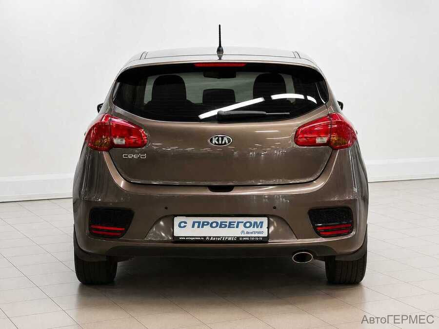 Фото Kia Ceed II Рестайлинг с пробегом | №3 Фото Kia Ceed II Рестайлинг с пробегом | №3