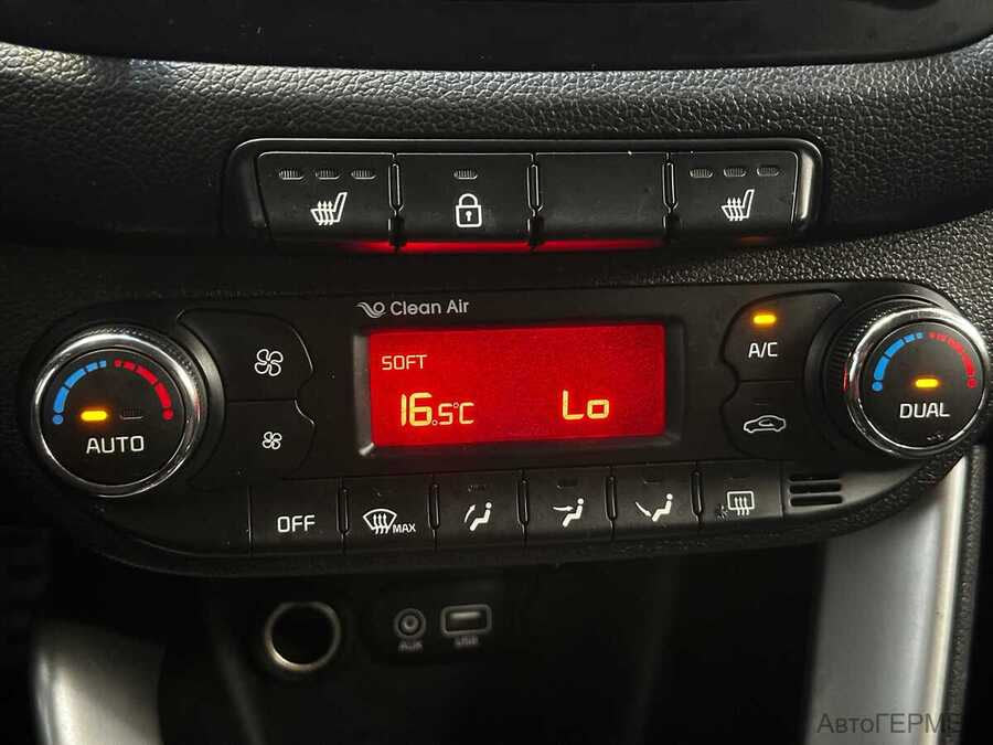 Фото Kia Ceed II Рестайлинг с пробегом | №9 Фото Kia Ceed II Рестайлинг с пробегом | №9
