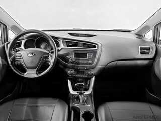 Фото Kia Ceed II Рестайлинг с пробегом Фото Kia Ceed II Рестайлинг с пробегом