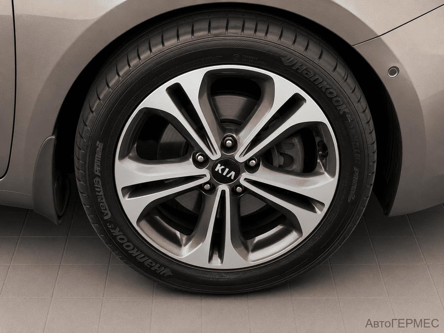 Фото Kia Ceed II Рестайлинг с пробегом | №17 Фото Kia Ceed II Рестайлинг с пробегом | №17