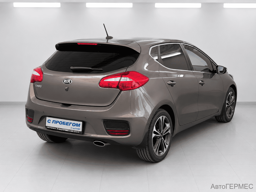 Фото Kia Ceed II Рестайлинг с пробегом | №4 Фото Kia Ceed II Рестайлинг с пробегом | №4