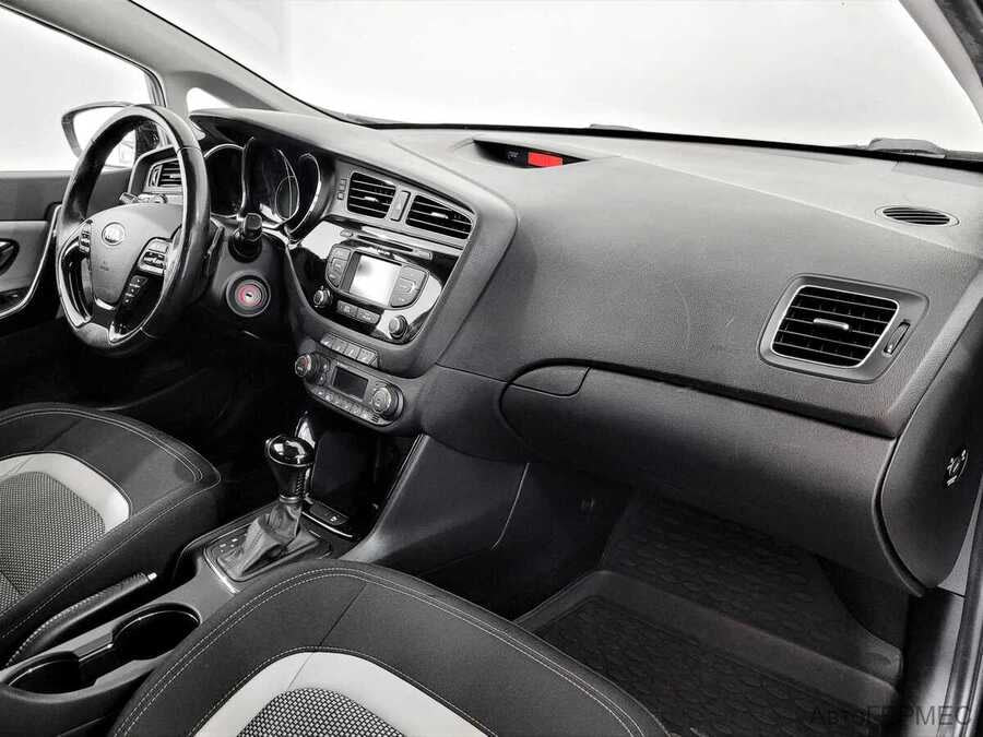 Фото Kia Ceed II с пробегом | №11 Фото Kia Ceed II с пробегом | №11