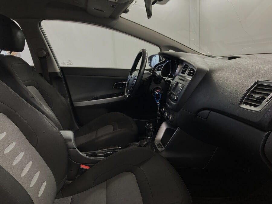 Фото Kia Ceed II с пробегом | №12