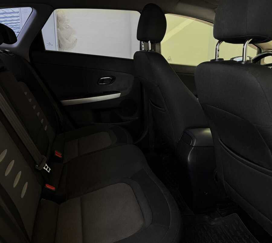 Фото Kia Ceed с пробегом | №13 Фото Kia Ceed с пробегом | №13