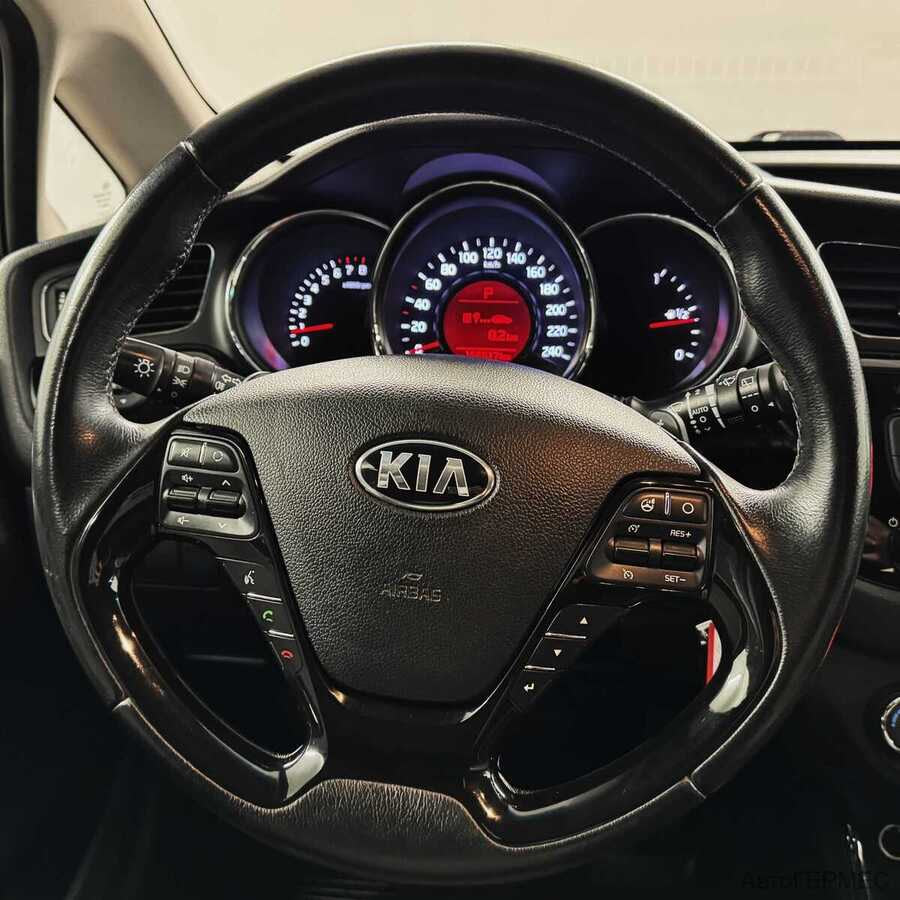 Фото Kia Ceed II с пробегом | №8