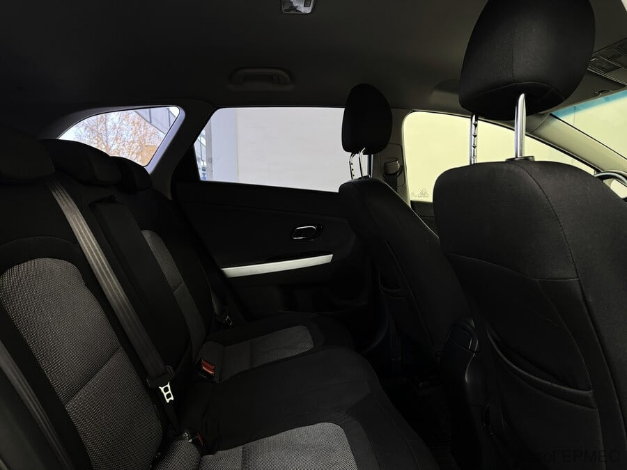 Фото Kia Ceed II Рестайлинг с пробегом | №12