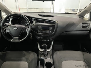 Фото Kia Ceed II Рестайлинг с пробегом Фото Kia Ceed II Рестайлинг с пробегом
