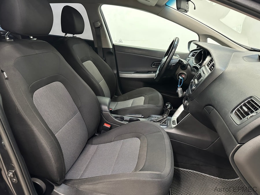 Фото Kia Ceed II Рестайлинг с пробегом | №11