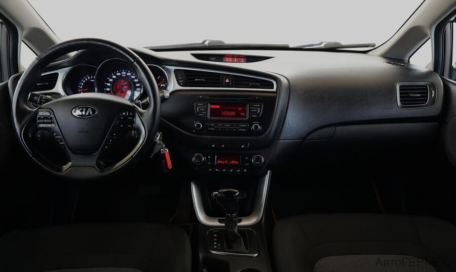 Фото Kia Ceed II Рестайлинг с пробегом | №5