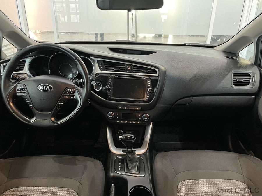 Фото Kia Ceed II Рестайлинг с пробегом | №5