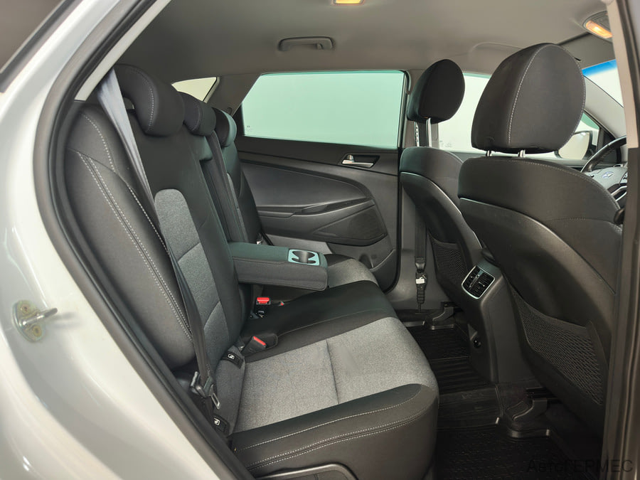 Фото HYUNDAI Tucson III Рестайлинг с пробегом | №12 Фото HYUNDAI Tucson III Рестайлинг с пробегом | №12