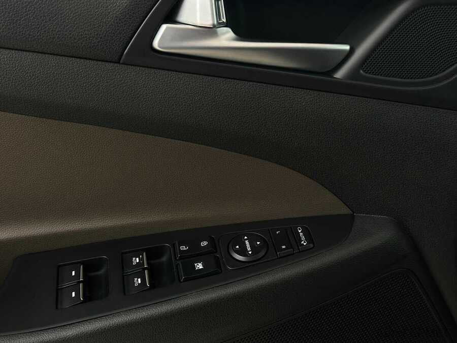 Фото HYUNDAI Tucson III Рестайлинг с пробегом | №9