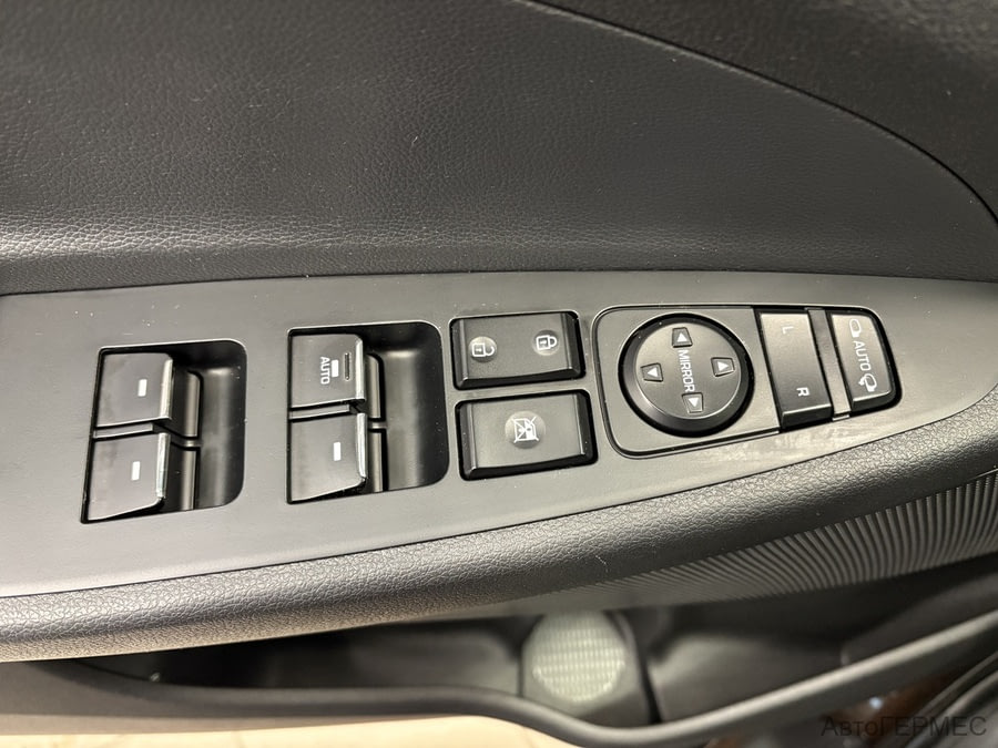 Фото HYUNDAI Tucson III с пробегом | №9