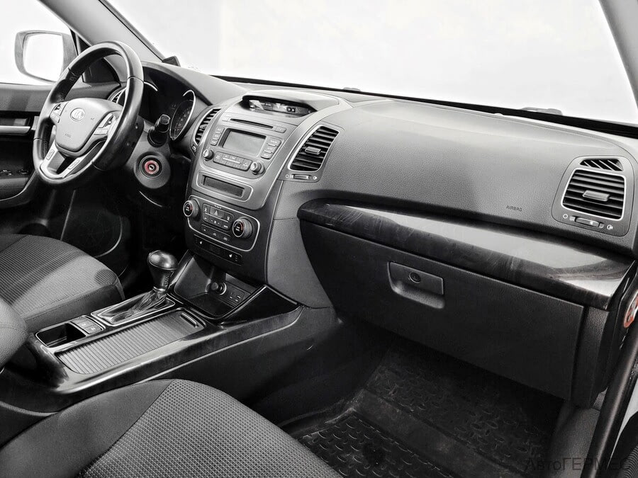 Фото Kia Sorento II Рестайлинг с пробегом | №11 Фото Kia Sorento II Рестайлинг с пробегом | №11