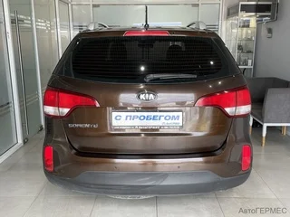 Фото Kia Sorento II Рестайлинг с пробегом Фото Kia Sorento II Рестайлинг с пробегом