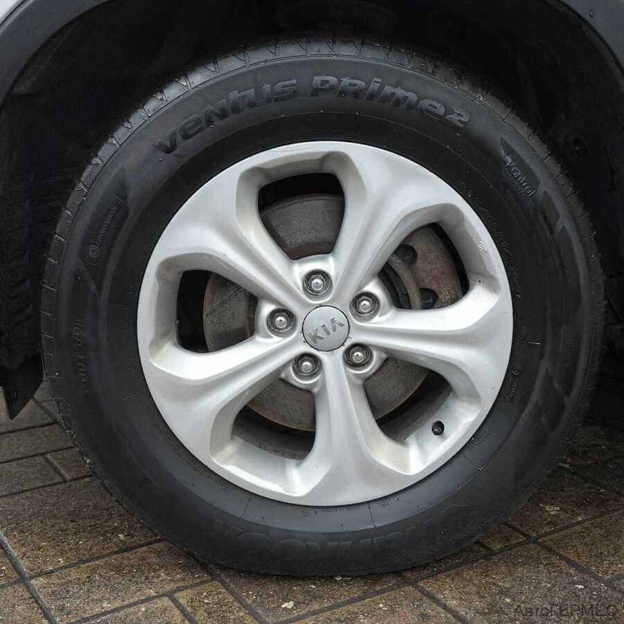 Фото Kia Sorento II Рестайлинг с пробегом | №16