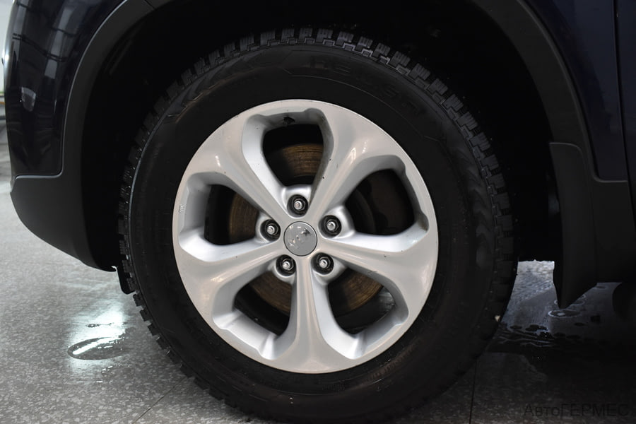 Фото Kia Sorento II Рестайлинг с пробегом | №19 Фото Kia Sorento II Рестайлинг с пробегом | №19