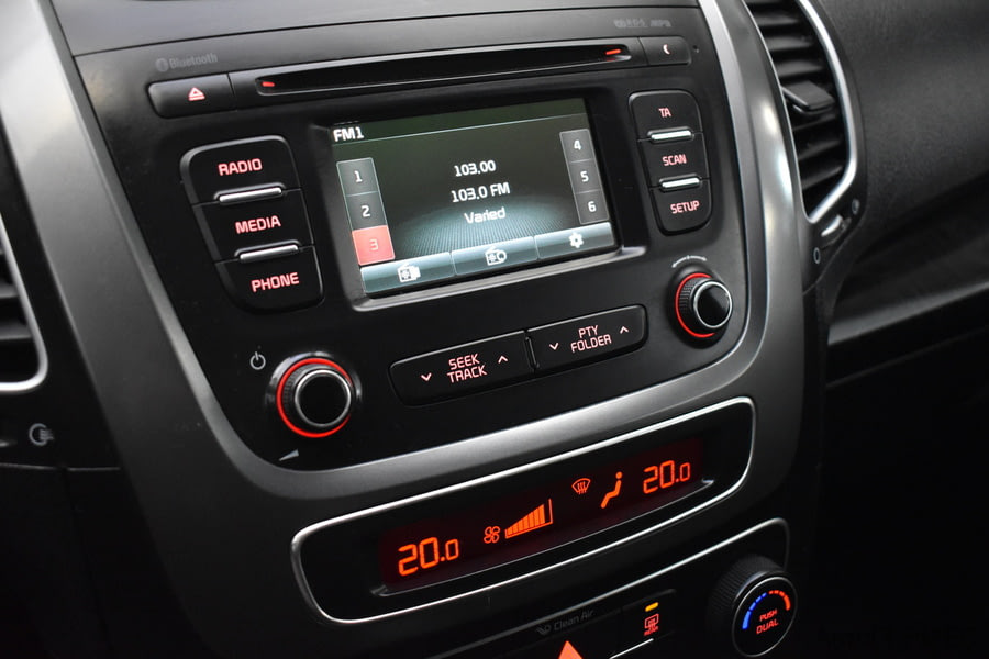 Фото Kia Sorento II Рестайлинг с пробегом | №7 Фото Kia Sorento II Рестайлинг с пробегом | №7