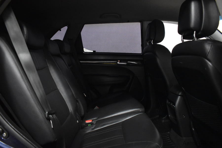 Фото Kia Sorento II Рестайлинг с пробегом | №15 Фото Kia Sorento II Рестайлинг с пробегом | №15