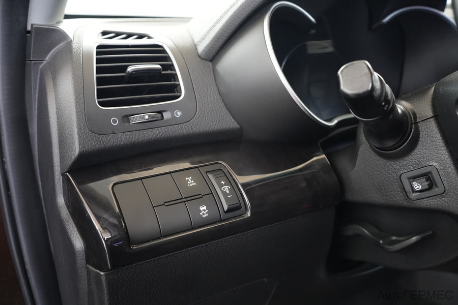 Фото Kia Sorento II Рестайлинг с пробегом | №9 Фото Kia Sorento II Рестайлинг с пробегом | №9