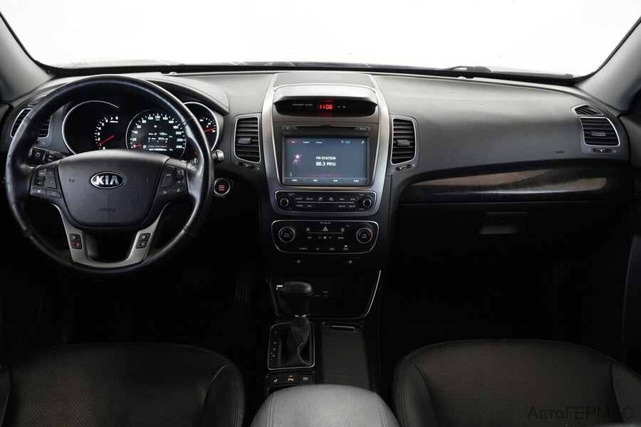 Фото Kia Sorento II Рестайлинг с пробегом | №5 Фото Kia Sorento II Рестайлинг с пробегом | №5