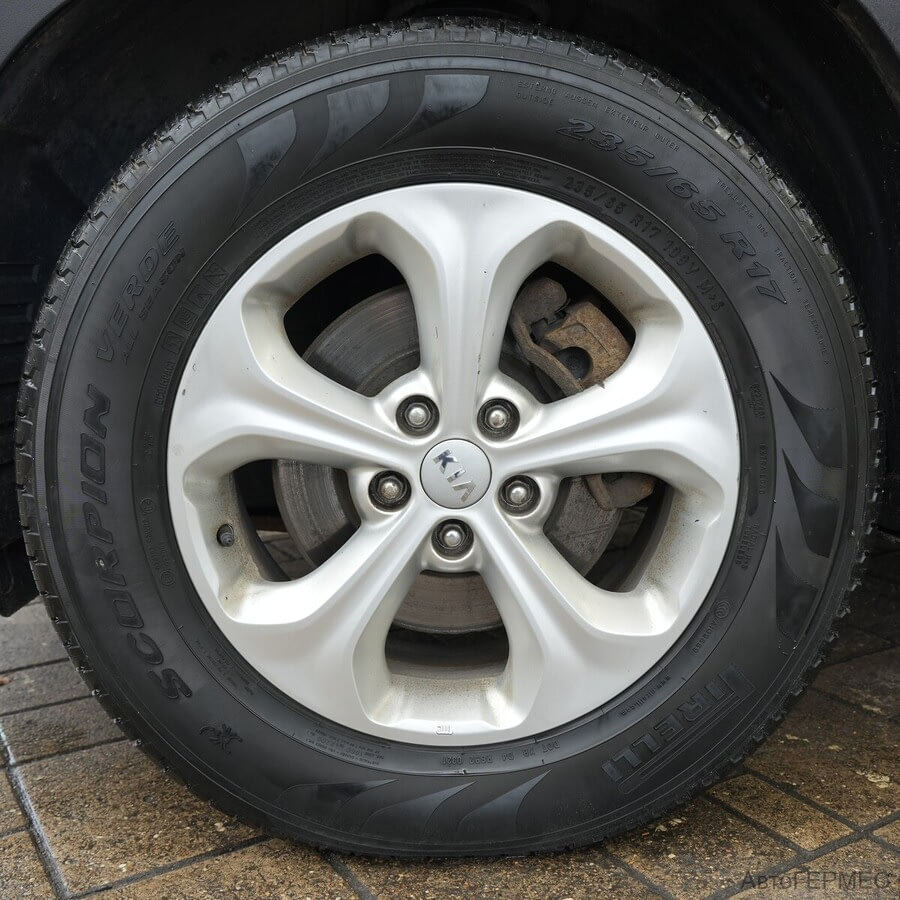 Фото Kia Sorento II Рестайлинг с пробегом | №16 Фото Kia Sorento II Рестайлинг с пробегом | №16