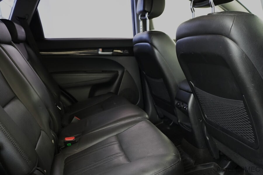 Фото Kia Sorento II Рестайлинг с пробегом | №13 Фото Kia Sorento II Рестайлинг с пробегом | №13