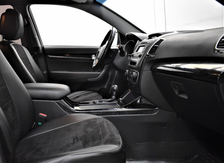 Фото Kia Sorento II Рестайлинг с пробегом | №11