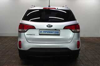 Фото Kia Sorento II Рестайлинг с пробегом Фото Kia Sorento II Рестайлинг с пробегом