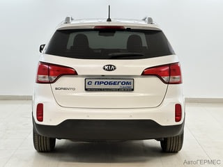 Фото Kia Sorento II Рестайлинг с пробегом Фото Kia Sorento II Рестайлинг с пробегом