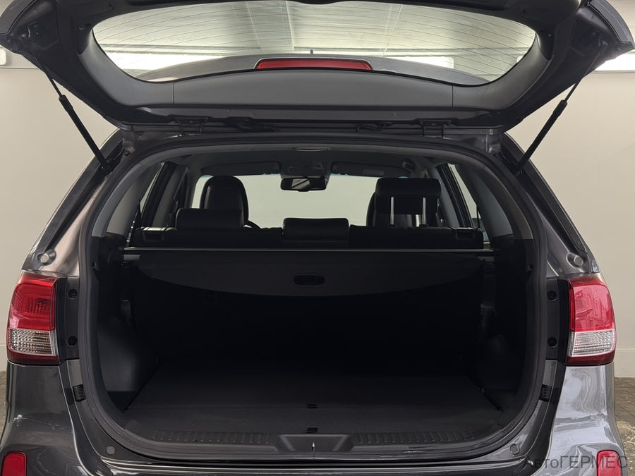 Фото Kia Sorento II Рестайлинг с пробегом | №14