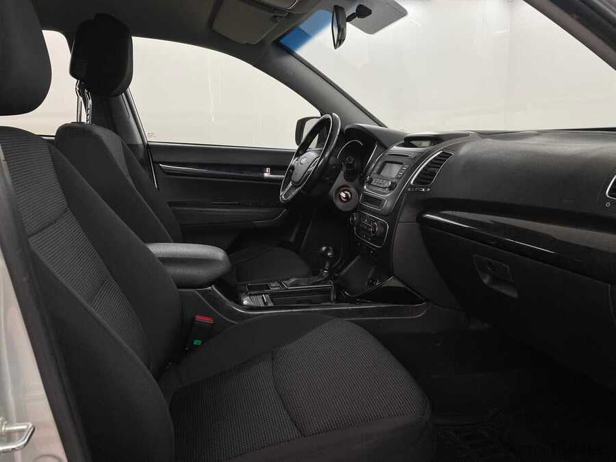Фото Kia Sorento II Рестайлинг с пробегом | №9