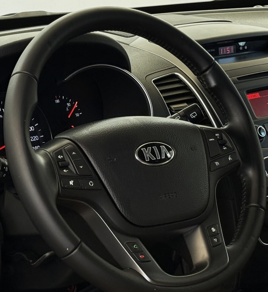 Фото Kia Sorento II Рестайлинг с пробегом | №10
