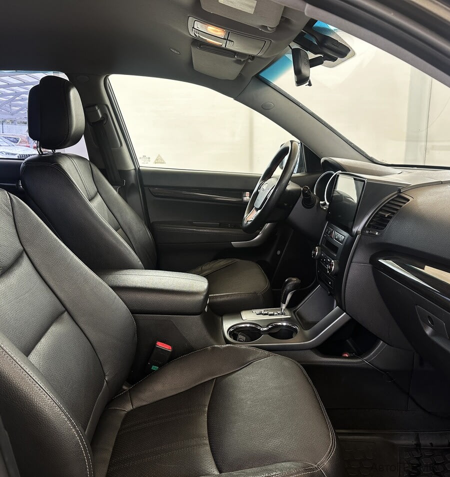 Фото Kia Sorento II с пробегом | №13 Фото Kia Sorento II с пробегом | №13