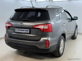 Фото Kia Sorento II Рестайлинг с пробегом Фото Kia Sorento II Рестайлинг с пробегом
