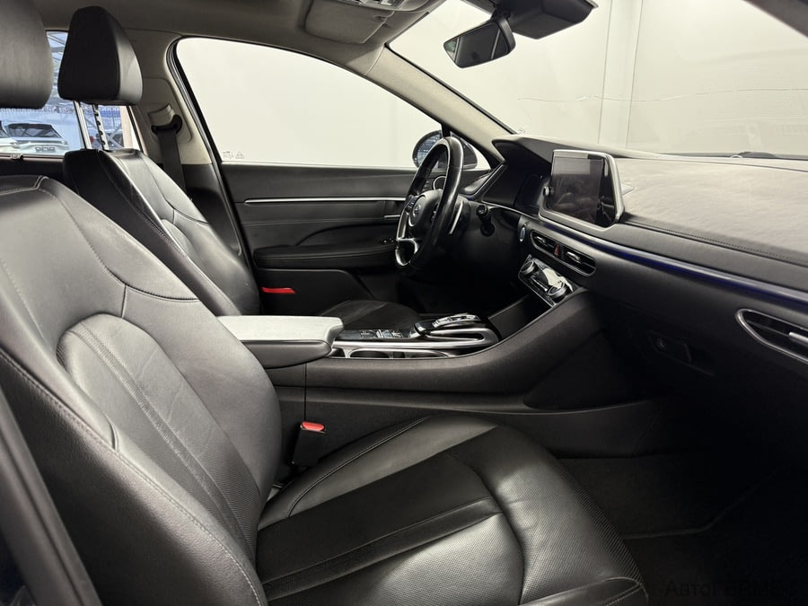 Фото HYUNDAI Sonata VIII (DN8) с пробегом | №14