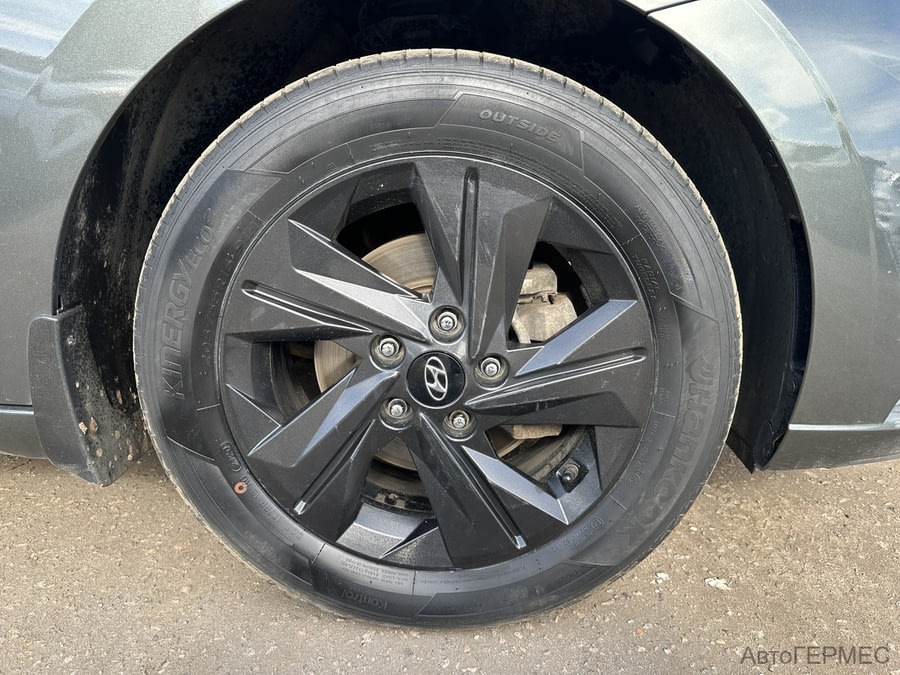 Фото HYUNDAI Elantra VII (CN7) с пробегом | №19