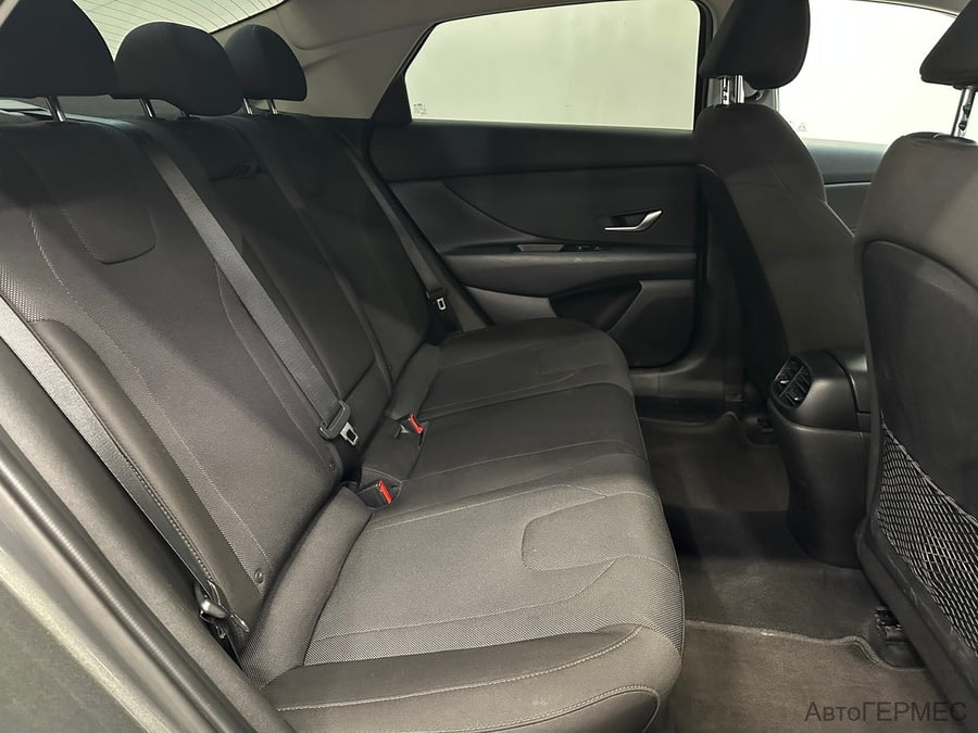 Фото HYUNDAI Elantra VII (CN7) с пробегом | №16