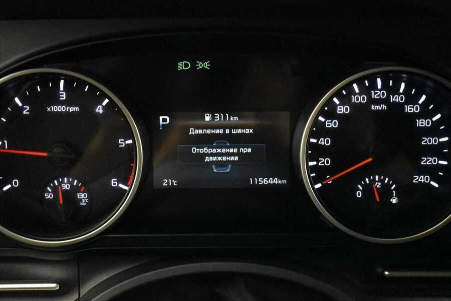 Фото Kia Carnival IV с пробегом | №6