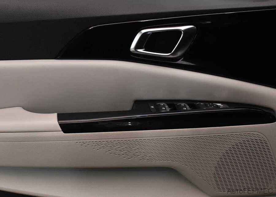 Фото Kia Carnival IV с пробегом | №11