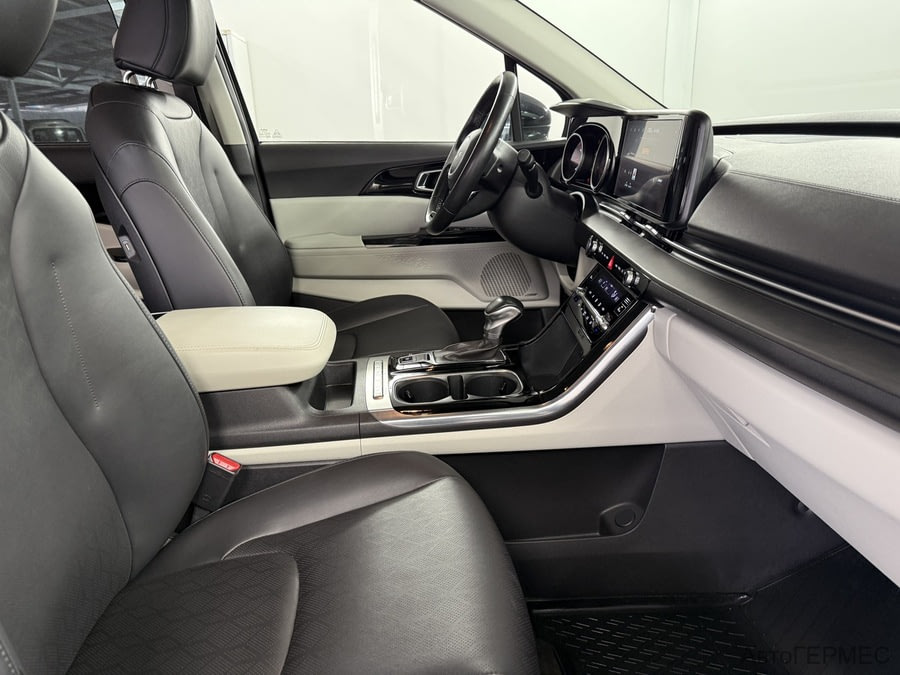 Фото Kia Carnival IV с пробегом | №18