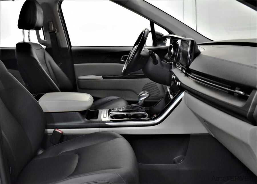 Фото Kia Carnival IV с пробегом | №13