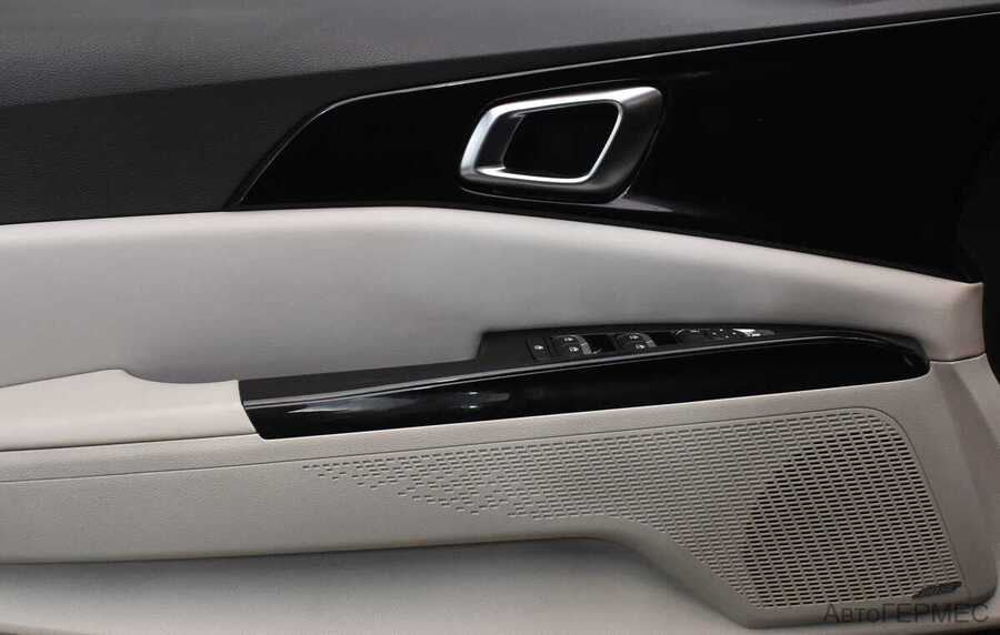 Фото Kia Carnival IV с пробегом | №12