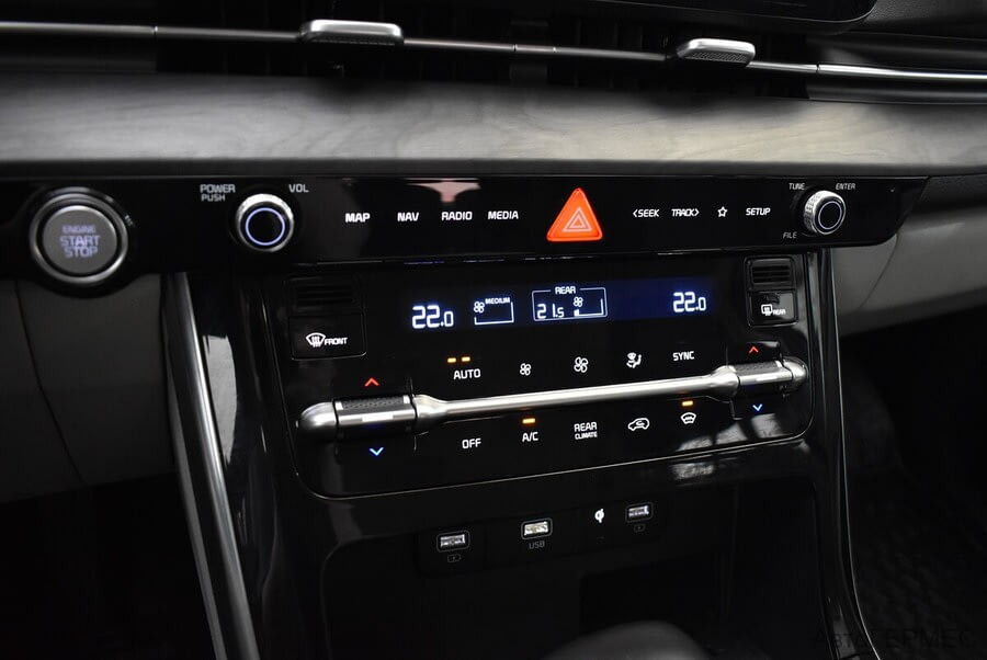 Фото Kia Carnival IV с пробегом | №9