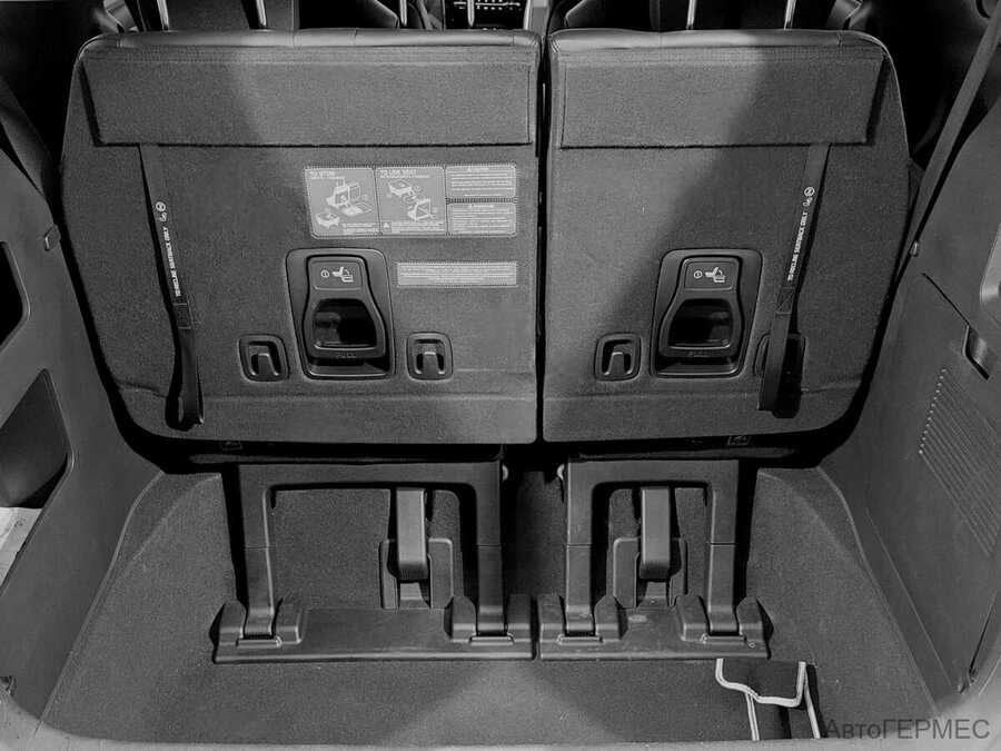 Фото Kia Carnival IV с пробегом | №15