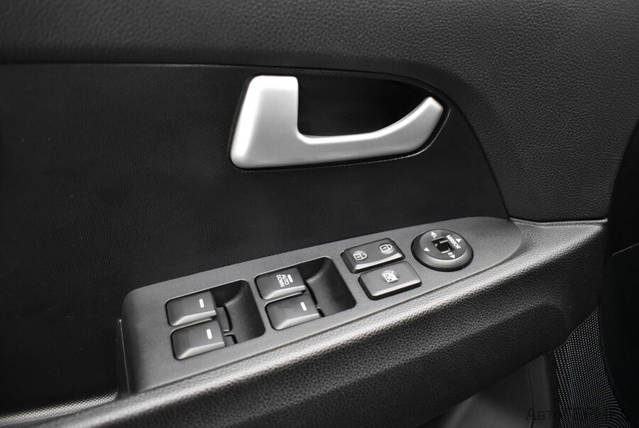 Фото Kia Sportage III Рестайлинг с пробегом | №12 Фото Kia Sportage III Рестайлинг с пробегом | №12